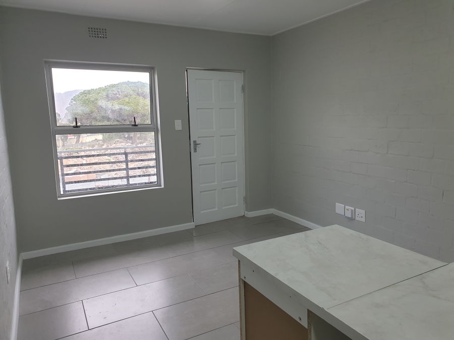 To Let 1 Bedroom Property for Rent in Diep River Western Cape
